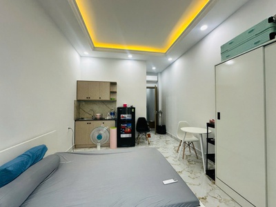 Cho thuê phòng Quận 7, dạng căn hộ dịch vụ có ban công đón nắng sáng 6