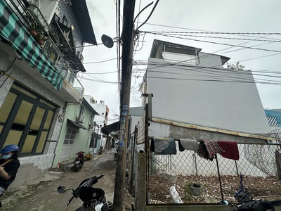 Lô góc 197m2 đất thổ cư ngang 9.5m, sát mặt tiền huỳnh tấn phát, phú mỹ quận 7, 10.5 tỷ 2