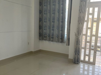 Nhà 3 tầng 66m2 4x18, mặt tiền hẻm xe hơi thông 71 đào tông nguyên, thị trấn nhà bè, chỉ 5.650 tỷ 2