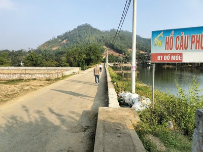Bán đất view hồ phú mãn tay chạm nước 90.2m nở hậu full thổ cư 3.7 tỷ. 2