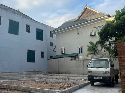 Chỉ 1,2x tỷ  -52,6m đất sẵn sổ đỏ full thổ cư   gần ql6 cách tt chúc sơn chỉ 5km , ngã tư sở thanh 1