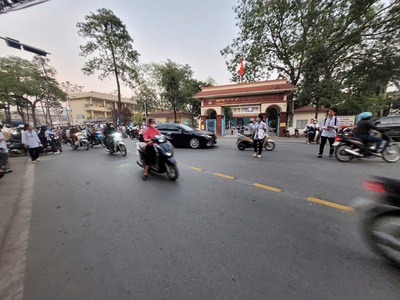 Ra hàng đấu giá đại yên - vỉa hè -phân lô - chỉ nhỉnh 2 tỷ 3