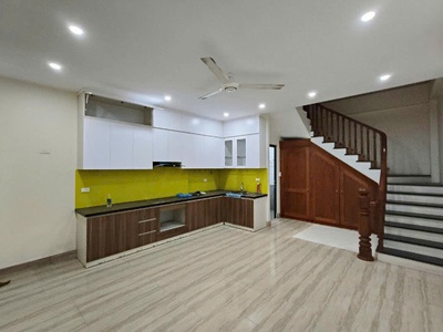 Mt khủng siêu hút lộc - nguyễn ngọc vũ - sát phố gần ô tô - 51m 5 tầng - nhỉnh 11 tỷ 0