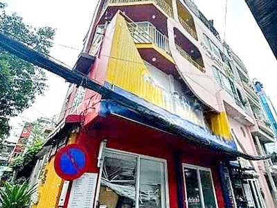 Cho thuê nhà góc 2MT Cao Thắng, Phường 5, Quận 3. Trệt 5 lầu suốt 6wc, 4,5x15 giá chỉ 42tr 0