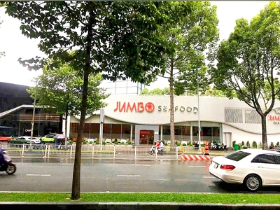 Cho thuê nhà số 6 Trần Hưng Đạo, Phường Phạm Ngũ Lão, Quận 1. Trệt, Lững, 38x16 chỉ 800tr 0