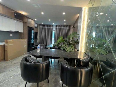 Chính chủ bán căn 4 tầng, 52m2, mt 4.5m, lô góc mặt tiền âu cơ - tây hồ, 18.35 tỷ 2