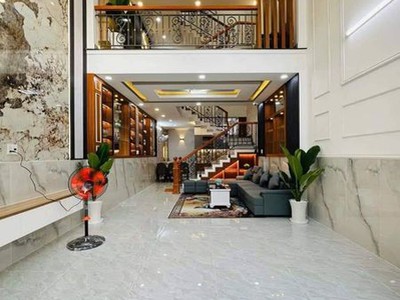 Ôtô ngủ trong nhà nguyễn tư giản quận gò vấp phường 12. 0