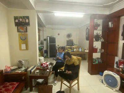 Cần bán gấp nhà đẹp, vị trí vàng nguyễn chí thanh 10 tỷ 2