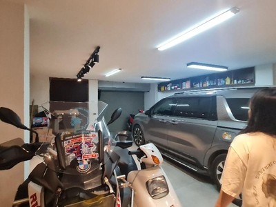 Bán nhà đẹp phố Chùa Láng 122m2, 5 Tầng, Mặt tiền 7.5m GẦN HỒ 3