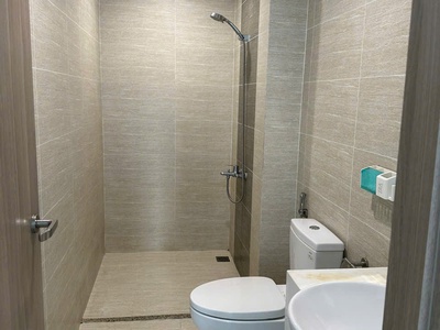 Cần bán căn góc căn hộ chung cư Vinhome Smart City 2 ngủ  1, full đồ gỗ, view hồ đẹp lung linh 5