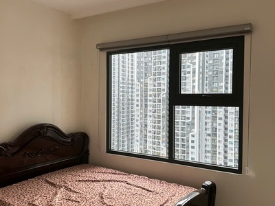 Cần bán căn góc căn hộ chung cư Vinhome Smart City 2 ngủ  1, full đồ gỗ, view hồ đẹp lung linh 2