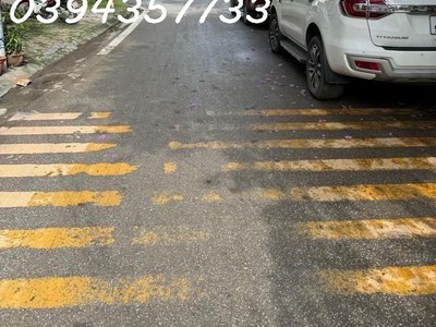 Bán nhà phố dịch vọng 47m2, ngay công viên cầu giấy, ngõ rộng gần phố, chỉ 9.x tỷ 1