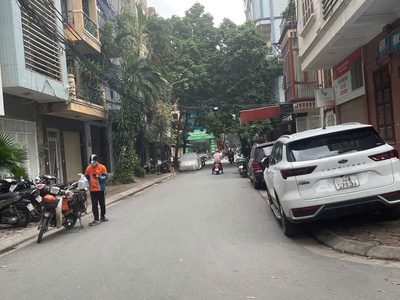 Siêu phẩm - hoa hậu thanh xuân   5 tầng kinh doanh - gần cổng vào kđt rue de charme   dòng tiền 500 0