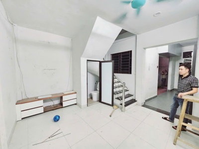  lô góc 3 mặt thoáng - mặt ngách ba gác phi tận cửa - giá hợp lý - khách mua ở hoặc cho thuê 2