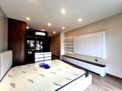 Bán nhà 60m , 8 tầng, 6pn, 6wc, bát khối - thạch bàn - long biên - 17.5 tỷ 3