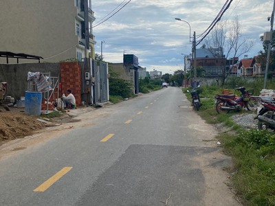 Nhà mặt tiền đường Võ Văn hát DT 100m, giá đầu tư 1