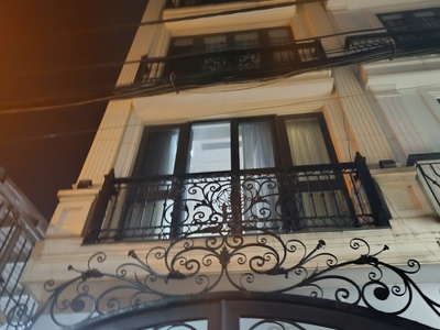 HIẾM- Tây Hồ- Ô tô vào nhà- Vỉa hè rộng thênh thang- Nhà 50m 5 tầng đẹp lung linh  6.2 tỷ 0