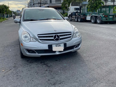 Gia đình đối xe cần bán em Mercedes R350.Odo 176668km 0