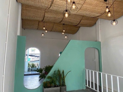 Thành Thái Quận 10 - Khu vực kinh doanh tốt - không lộ giới - chỉ 16.5 tỷ - Hẻm xe tải tránh nhau 2