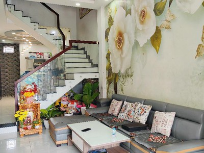 Nhà mới đẹp hẻm xe hơi 3tầng dt 60m2 trường thạnh quận 9 3