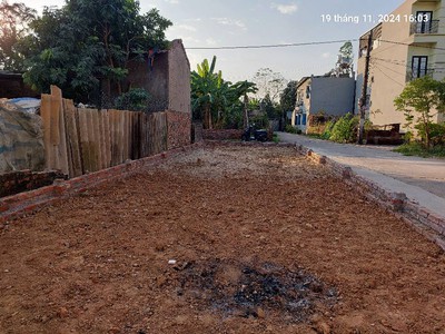 Lại tìm chủ khác cho lô full thổ, 85m2, mt5m, lô góc, ô tô, 2.4 tỷ, tiên dược, sóc sơn. 3