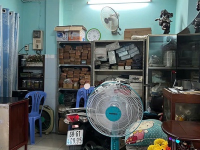 Chủ nhiệt bán giảm hơn 500tr mt khu nội bộ tên lửa 4.5x12m giá hơn 5 tỷ 1