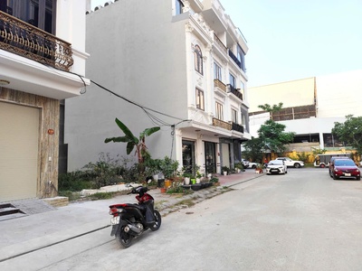 Bán đất lô 20b lê hồng phong, 40m, tây bắc, giá 112 tr/m vị trí cực đẹp 0