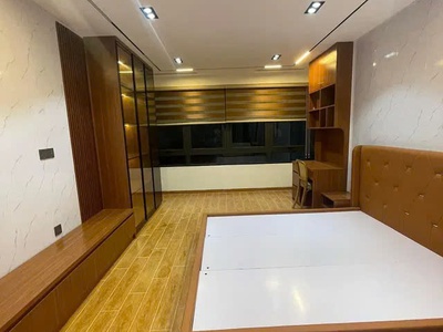 Nhà mới phố nguyễn văn cừ 39m2,7 tầng, 12.9 tỷ. long biên.ngõ thông, ô tô qua. 1