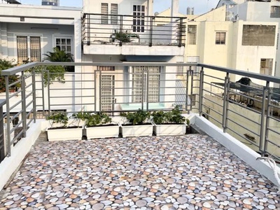 Hẻm xe hơi đậu cửa  - nhà 4 tầng  btct ở ngay - hẻm sạch thông thoáng- giáp lữ gia lê đại hành 3