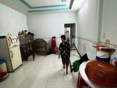 Bán gấp nhà lk 5-6 bhh b gần chợ bình thành hẻm 6m xe hơi vào nhà 88m2,2tầng nhỉnh 3tỷ 2