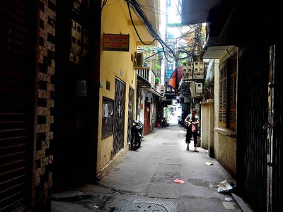 Nhà Ngõ Quỳnh - Ngõ rộng thoáng sáng - GẦN PHỐ - 41M2 - 6 TẦNG - NHỈNH 5TỶ 0