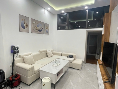 Nhà chính chủ - giá tốt - vị trí đẹp tại ngõ thịnh hào 1, phố tôn đức thắng, p.hàng bột, quận đống 1