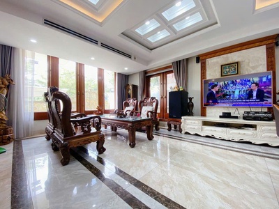 Nhà đẹp hxt nguyễn ảnh thủ ngang 8m 160m2 4 tầng đẹp 8pn gần chợ chỉ 11.9 tỷ. 3