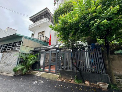 Bán nhà văn điển, thanh trì, tổng diện tích 85m2 x 4 tầng. ngõ ô tô tránh trung tâm hành chính, giá 3