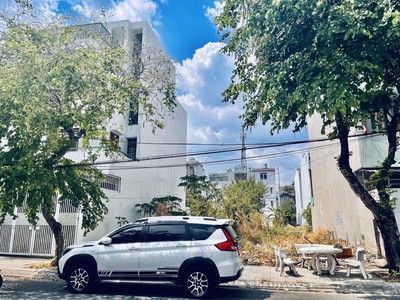 Nhất quận 1 nhì quận 3, sau thủ thiêm là thạnh mỹ lợi, q2 đất mặt tiền 105m2  6x17,5  chỉ 10,89 tỷ 1