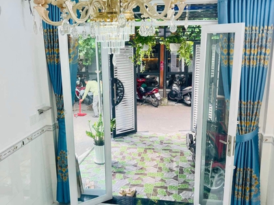 Nhà mới đón tết ngay cv làng hoa khu vực sầm uất bậc nhất gò vấp. 1