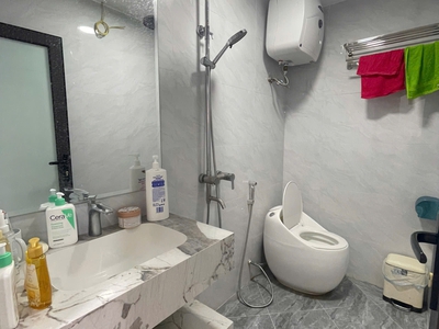 Nhà chính chủ - giá tốt - vị trí đẹp tại ngõ thịnh hào 1, phố tôn đức thắng, p.hàng bột, quận đống 3