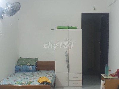 Cho thuê căn Studio 35m2 phố Văn Phúc, Phú La, Hà Đông gần ngã 4 Q.Trung - Lê T.Tấn 0