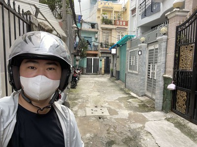 Bán nhà lê quang định - hẻm xe hơi -sd 198m2 - dòng tiền 240 triệu/năm 0