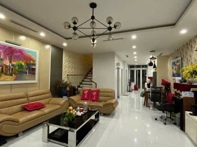 Bán nhà 5 tầng cầu giấy 35m2, 1 nhà ra phố, ô tô 7 chỗ qua cửa. 7,2 tỷ 1