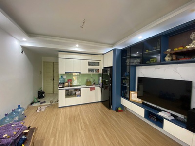 Tập thể a6 giảng võ 69m 2pn, thay máy, cạnh hồ giảng võ, vô số tiện ích 0