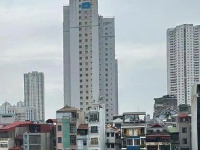 Nhà dân xây hiếm phố ngô quyền-36m2, ô tô đỗ cửa, mặt tiền kinh doanh, nhỉnh 6 tỷ 1