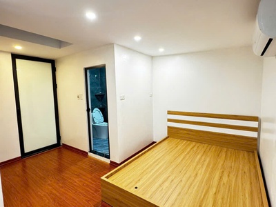 Bán nhà Tập thể Nam Đồng tầng 2, 3 ngủ 2WC, 1 khách 1 sân phơi đẹp, ô tô đỗ chân cầu thang, nhà đẹp 1