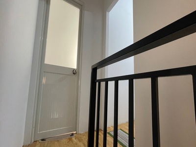 Bán nhà sổ hồng riêg đường Đỗ Xuân Hợp, Phường Phước Long B, Quận 9   2 tầng 2 pn 2 wc   Chỉ có 2 ty 3