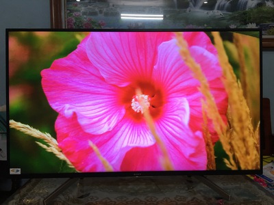 Bán tivi sony 43inh smart androi 4k khiển giọng nói rất đẹp 2