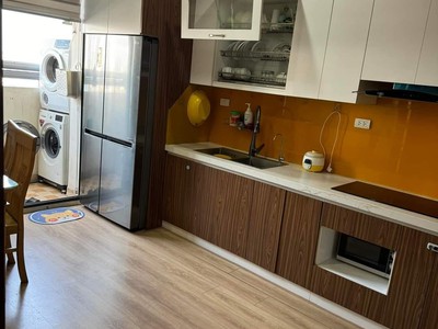 Bán căn hộ cc hồng hà tower, nhà đẹp, tặng full nội thất, 62.5m, 2 ngủ, 2wc, 3.x tỷ 0