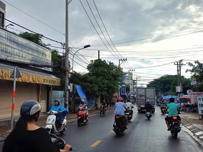 Giảm sốc 1.9 tỷ bán nhà hẻm xe hơi 200m2 7.5 20 3 tầng chỉ 5 tỷ cho thuê 27tr.th đs 8 linh xuân thủ 0