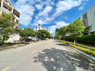 Cho thuê nhà lô góc tại võ cường , thành phố bắc ninh 0