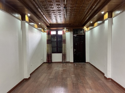 Chính chủ cho thuê nhà 75m2x 5 tầng nguyễn ngọc nại-khương mai làm văn phòng, kinh doanh buôn bán 3