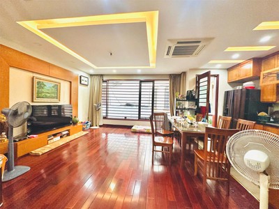 Bán nhà đê la thành, thành công, ba đình. 68m2, xây 4 tầng. giá nhỉnh 9 tỷ có thương lượng. 1